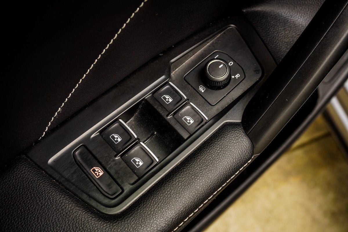 2024 Volkswagen Tiguan 2.0T Wolfsburg Edition