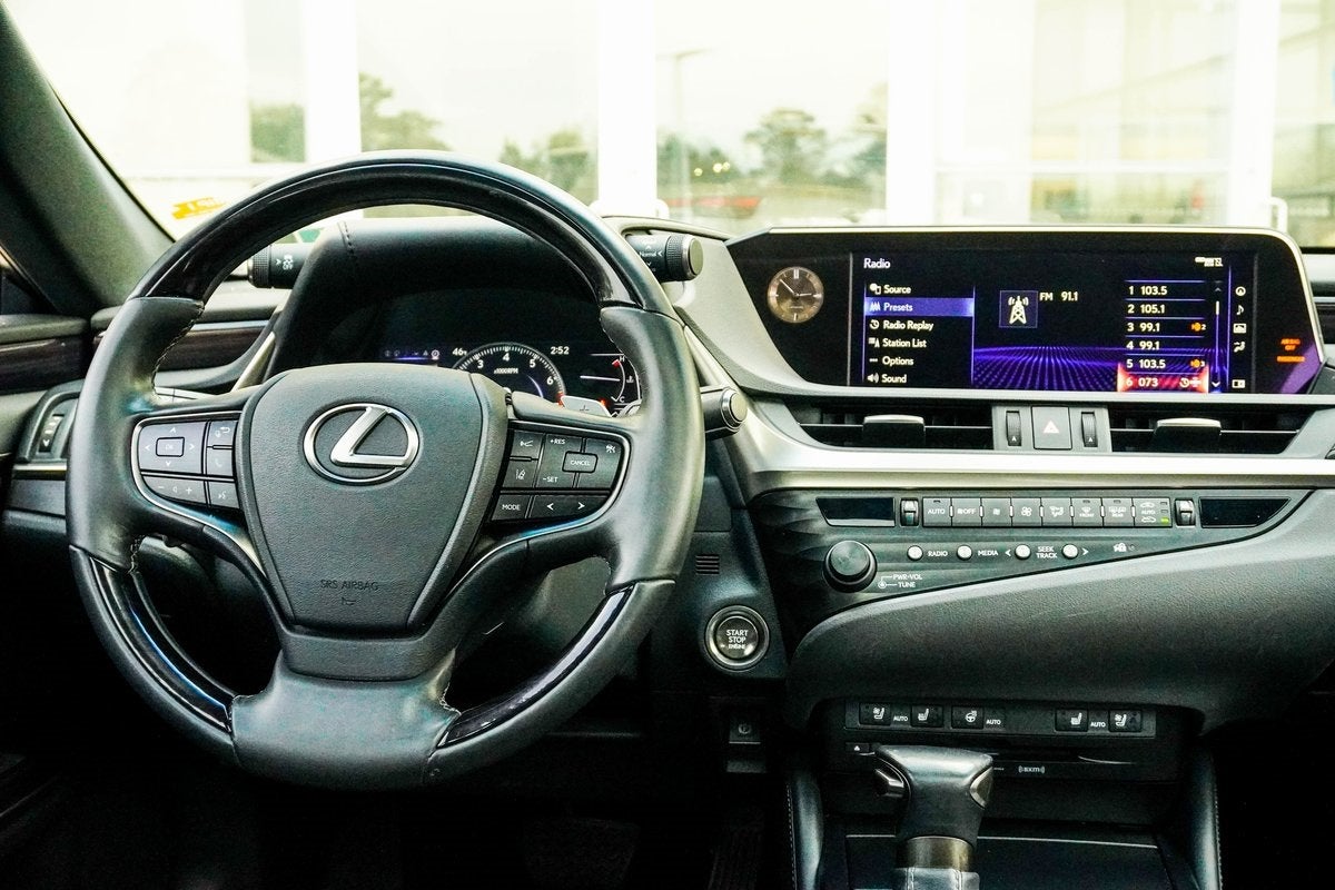 2019 Lexus ES 350