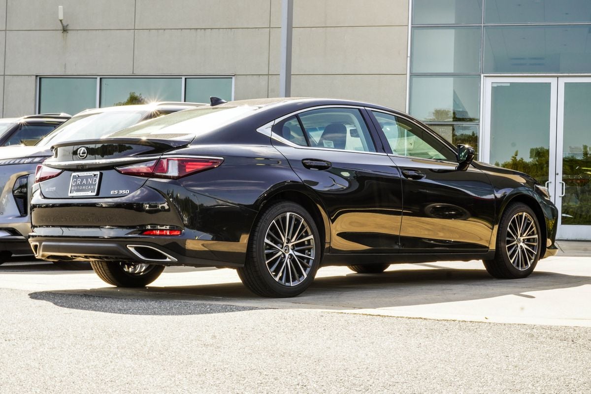 2025 Lexus ES 350