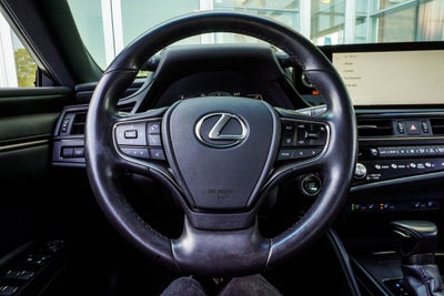 2025 Lexus ES 350