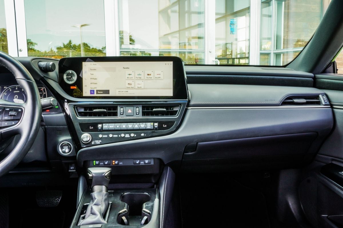 2025 Lexus ES 350