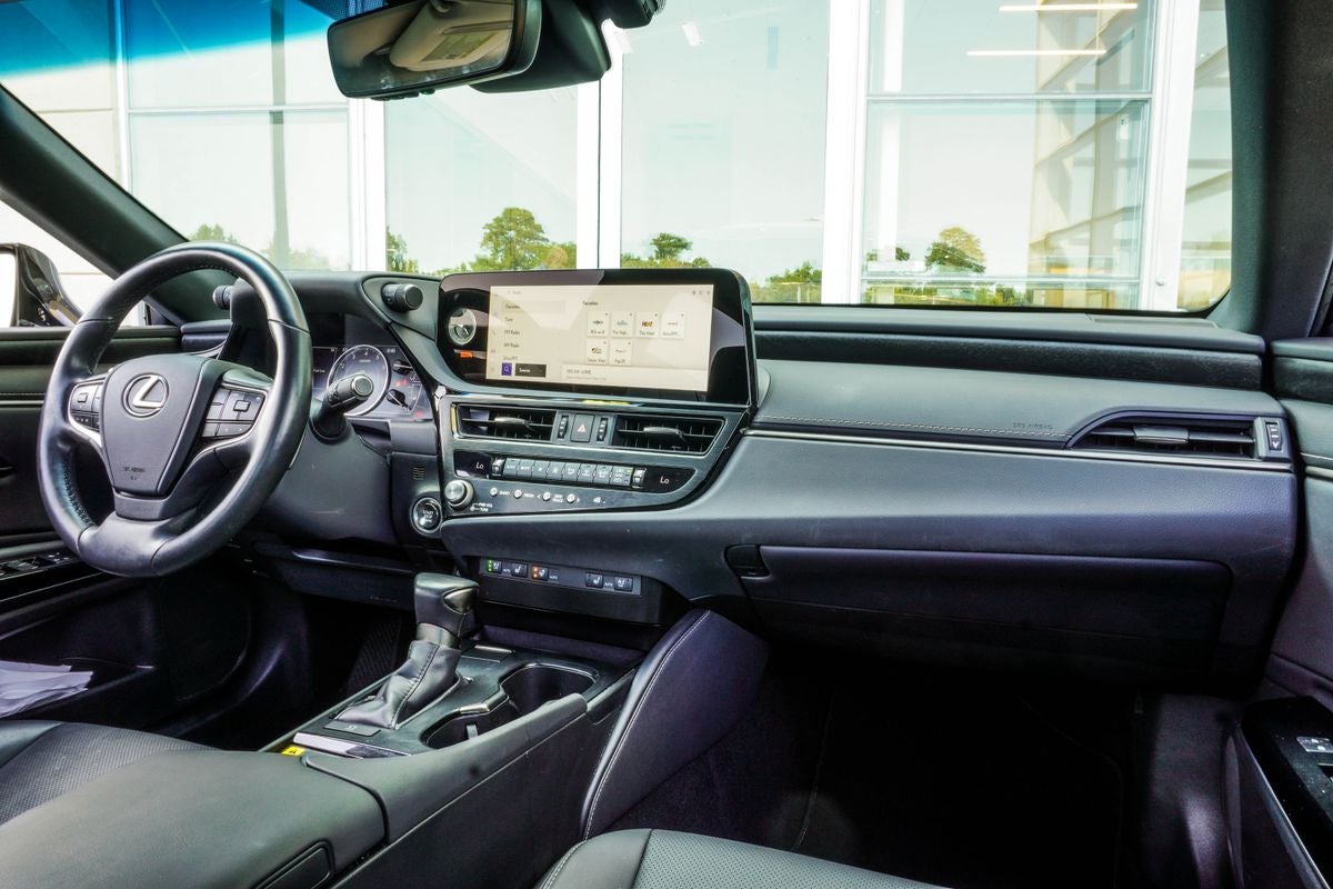2025 Lexus ES 350