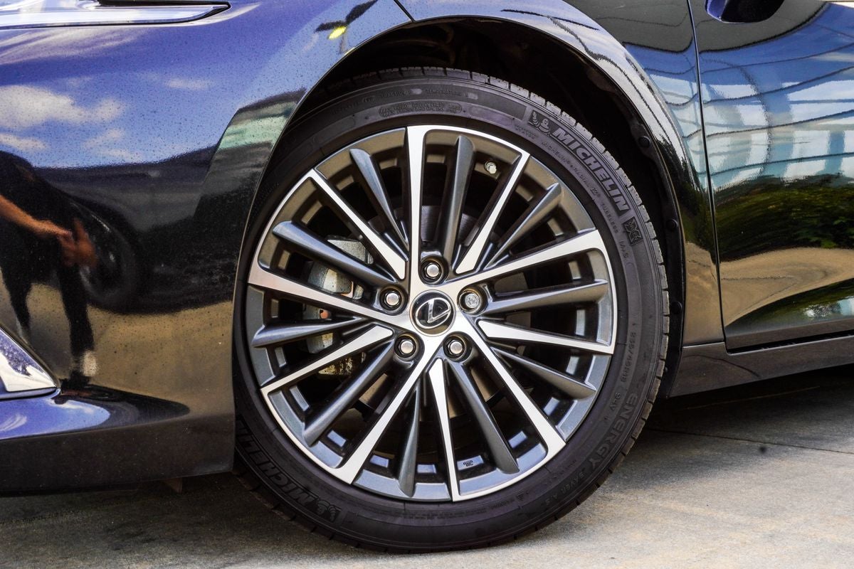 2025 Lexus ES 350