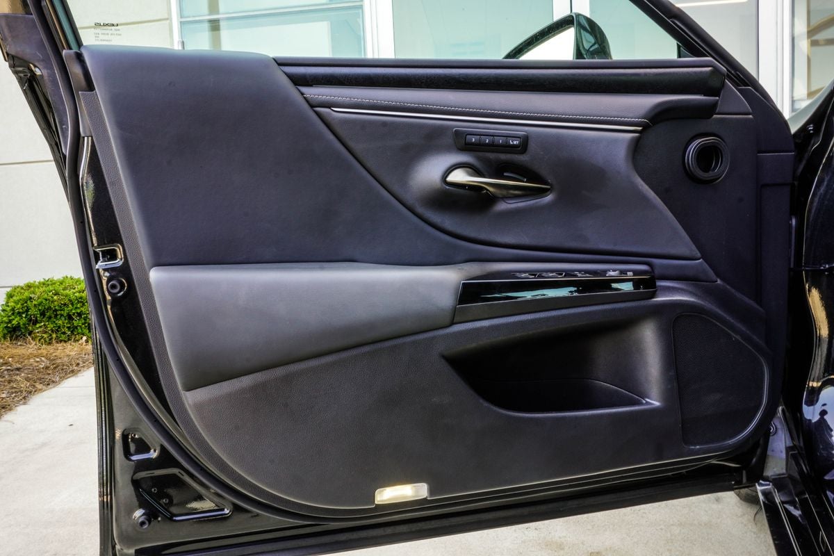 2025 Lexus ES 350