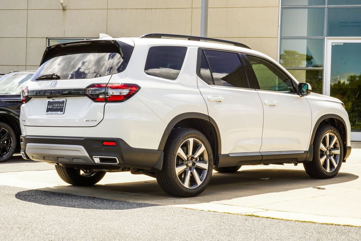 2025 Honda Pilot Elite