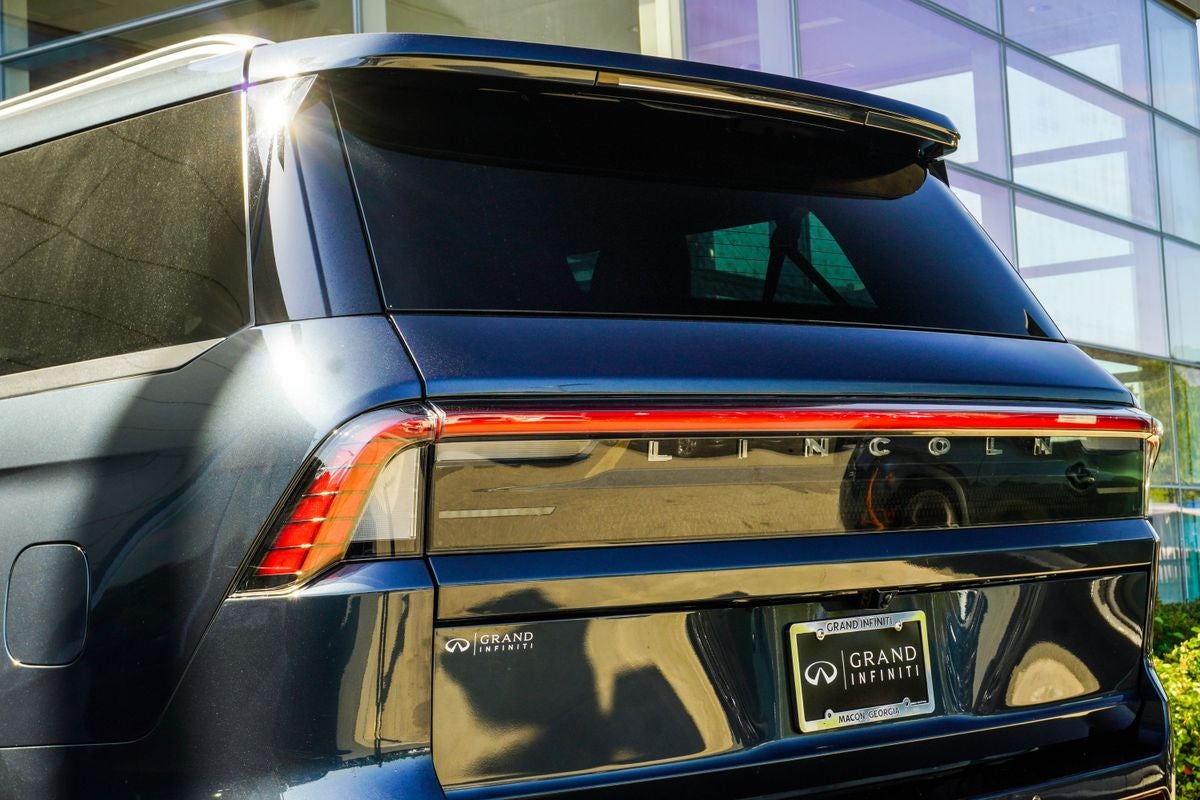 2025 Lincoln Navigator L Reserve