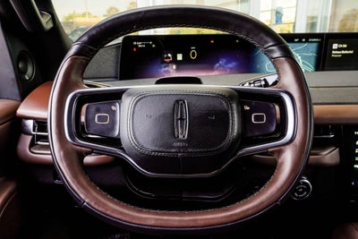 2025 Lincoln Navigator L Reserve