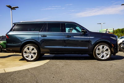 2025 Lincoln Navigator L Reserve