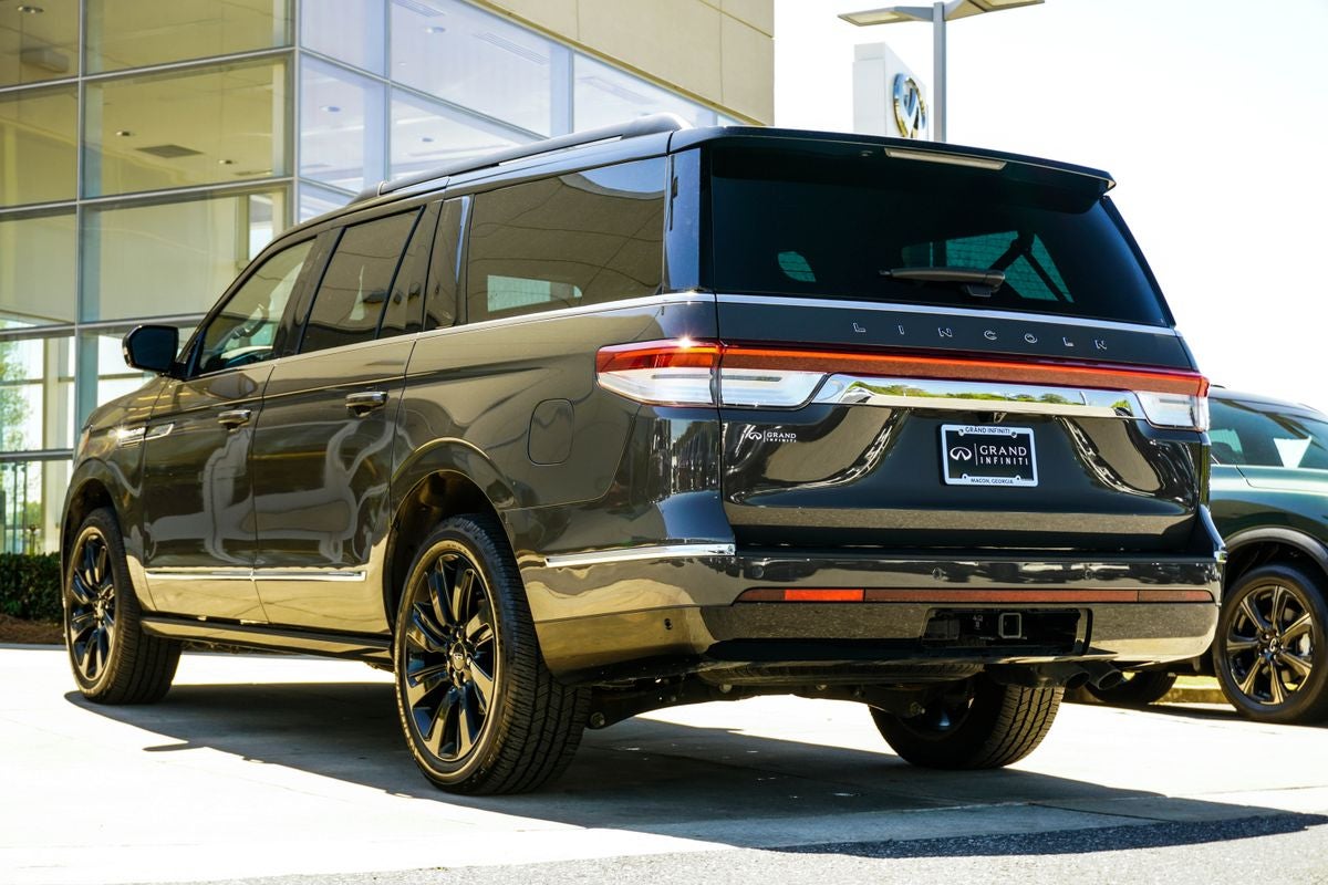 2023 Lincoln Navigator L Black Label