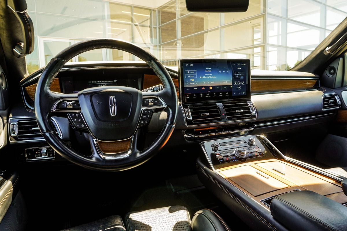 2023 Lincoln Navigator L Black Label