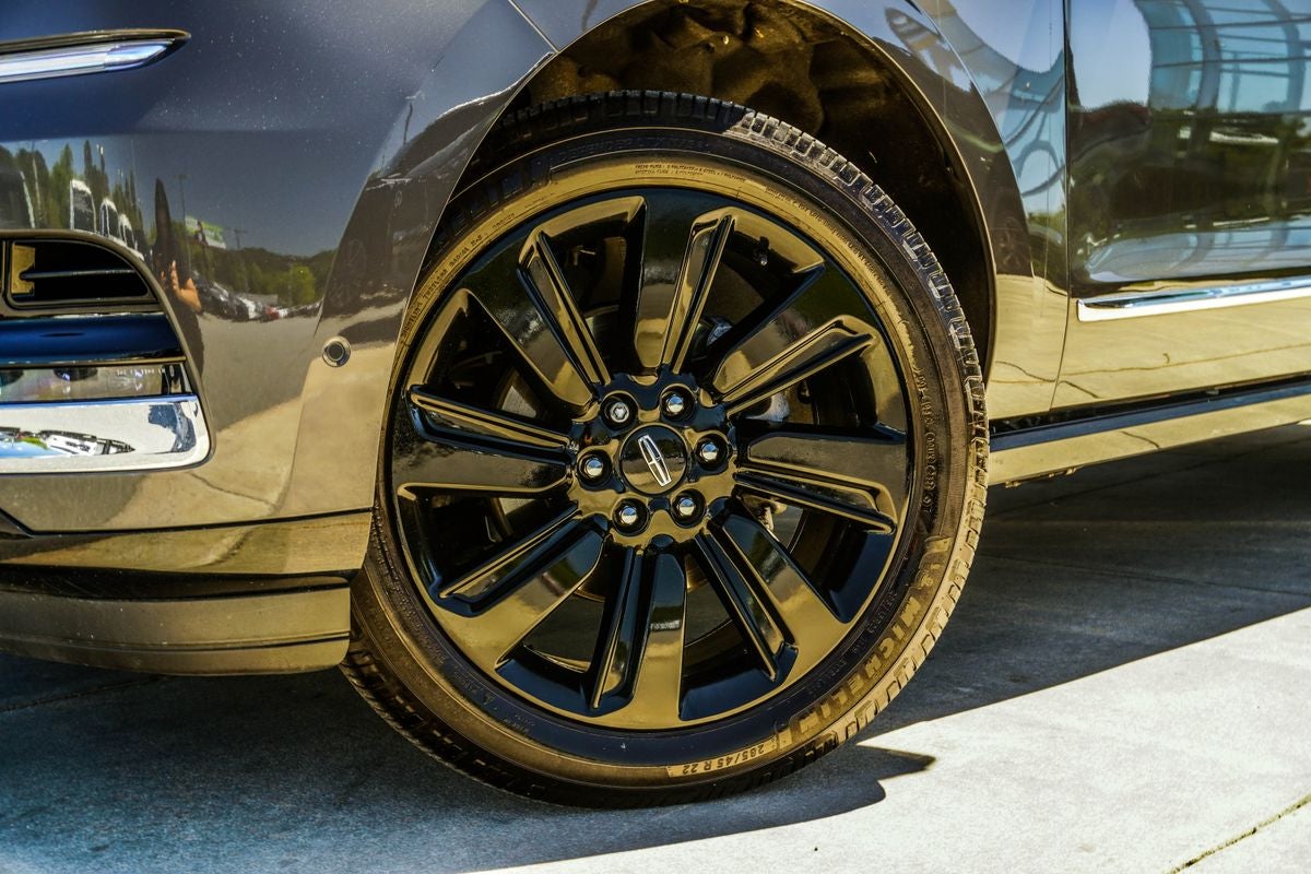 2023 Lincoln Navigator L Black Label