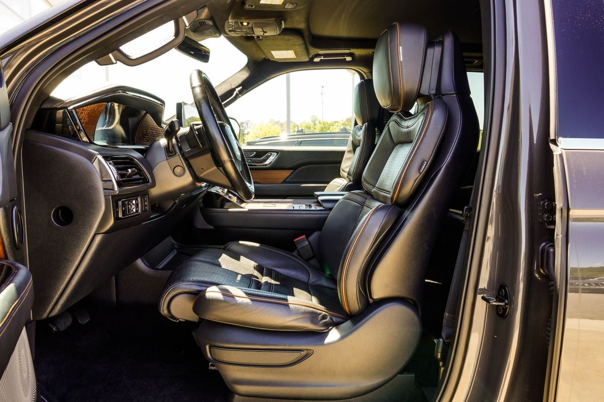 2023 Lincoln Navigator L Black Label