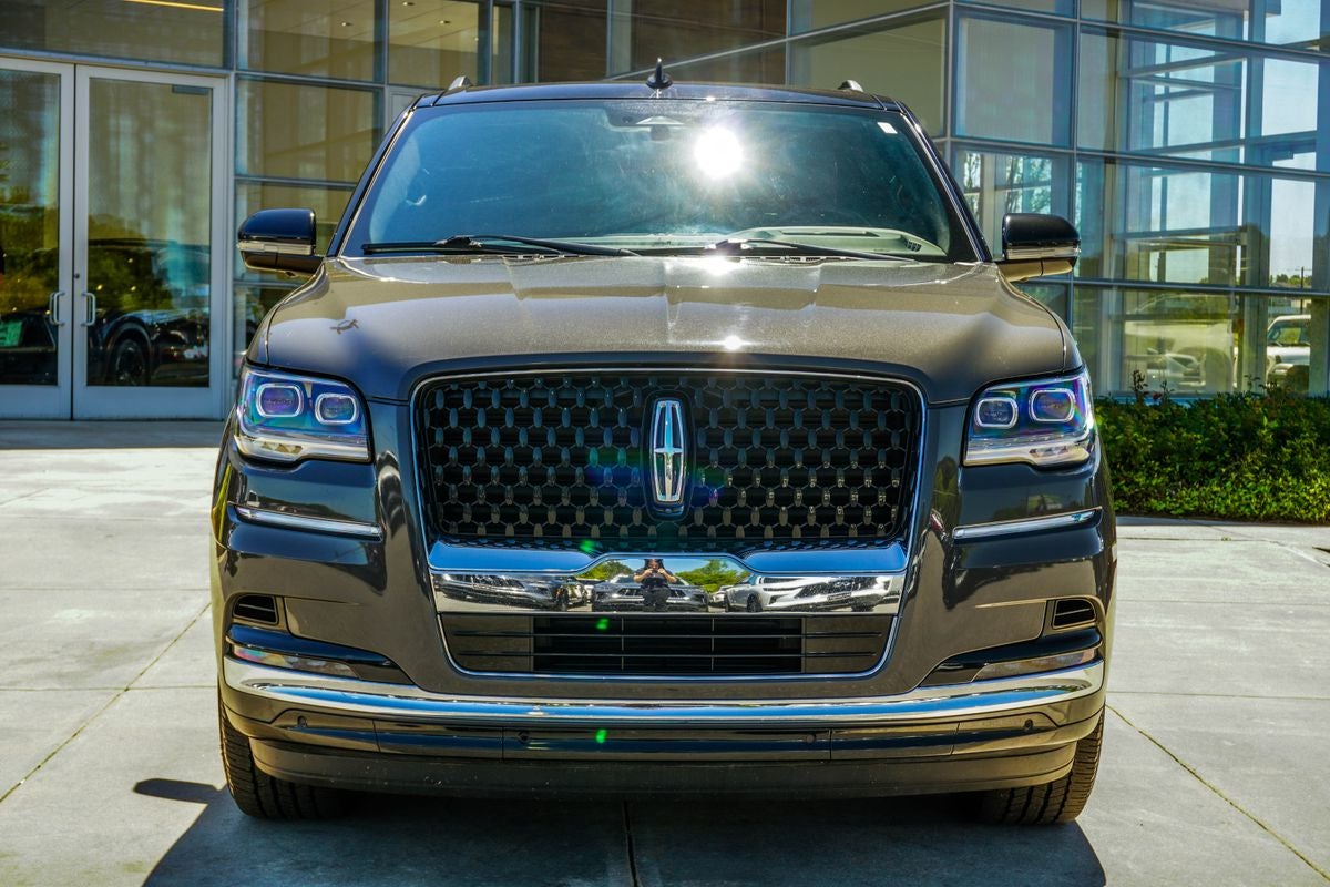 2023 Lincoln Navigator L Black Label