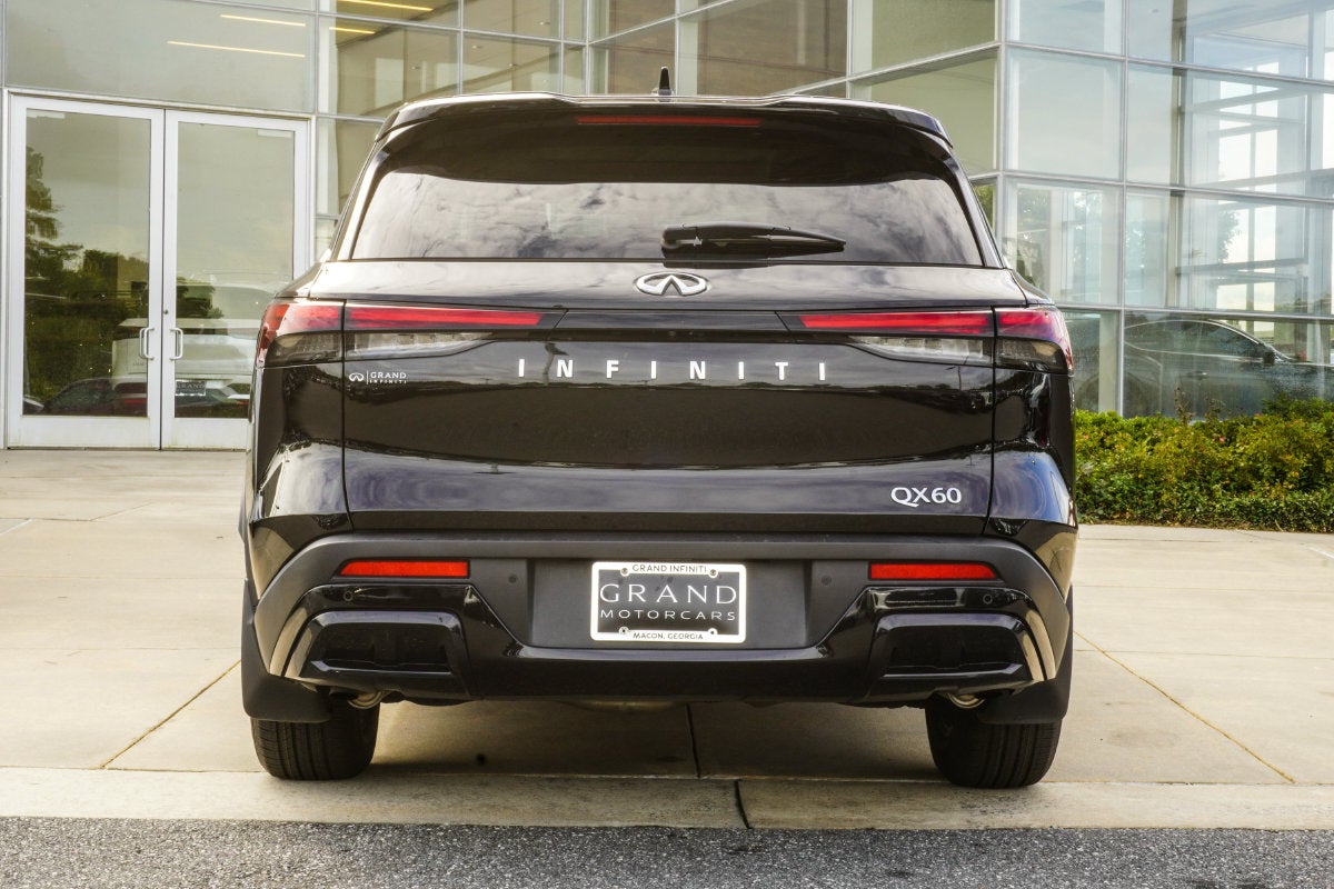 2025 INFINITI QX60 PURE