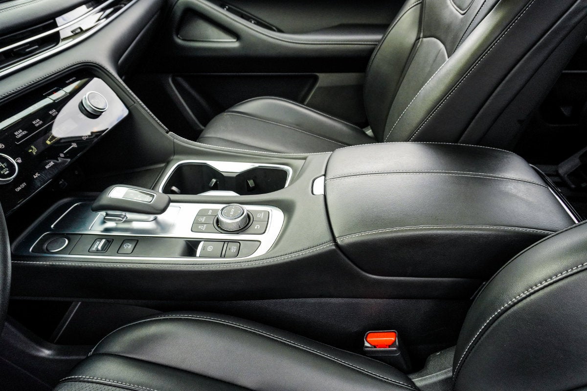 2025 INFINITI QX60 PURE