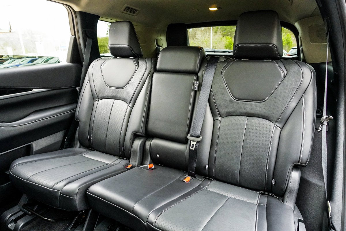2025 INFINITI QX60 PURE