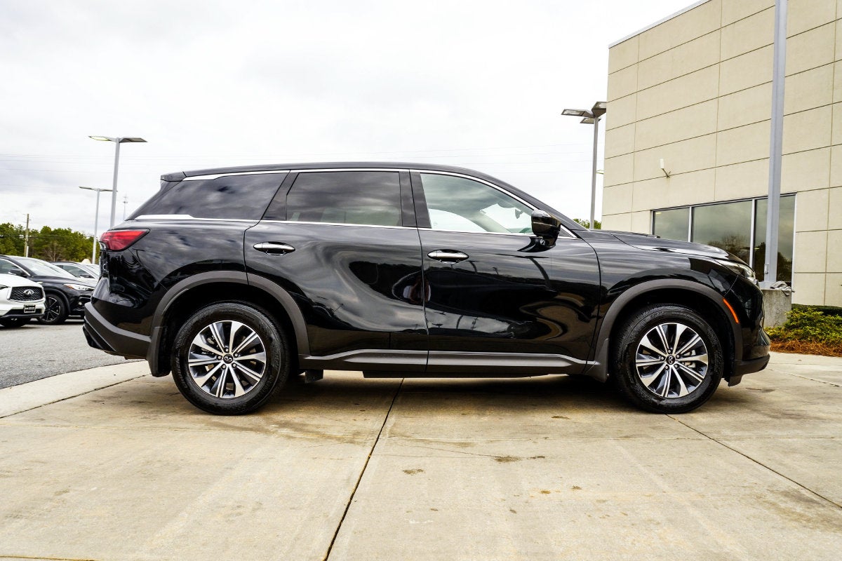 2025 INFINITI QX60 PURE