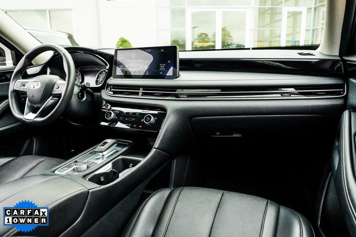 2025 INFINITI QX60 PURE