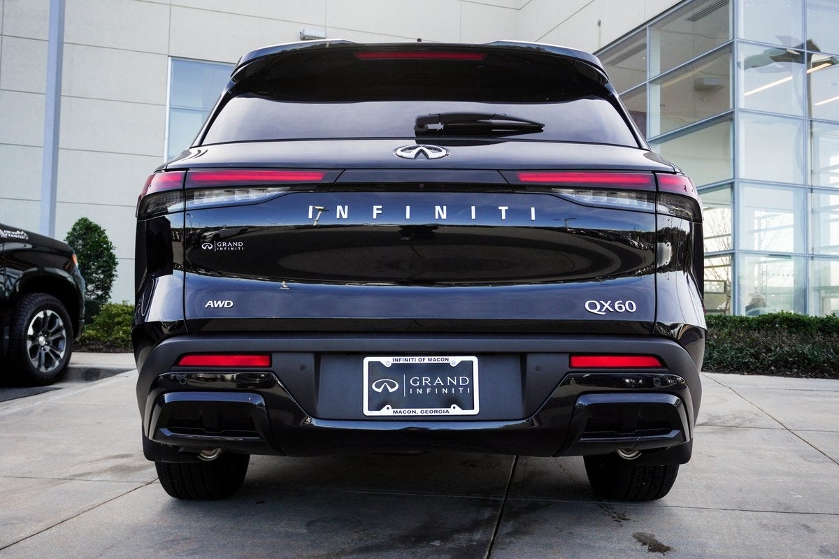2025 INFINITI QX60 PURE