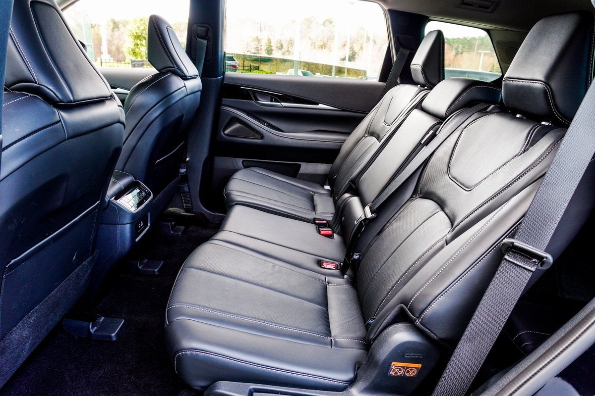 2025 INFINITI QX60 PURE