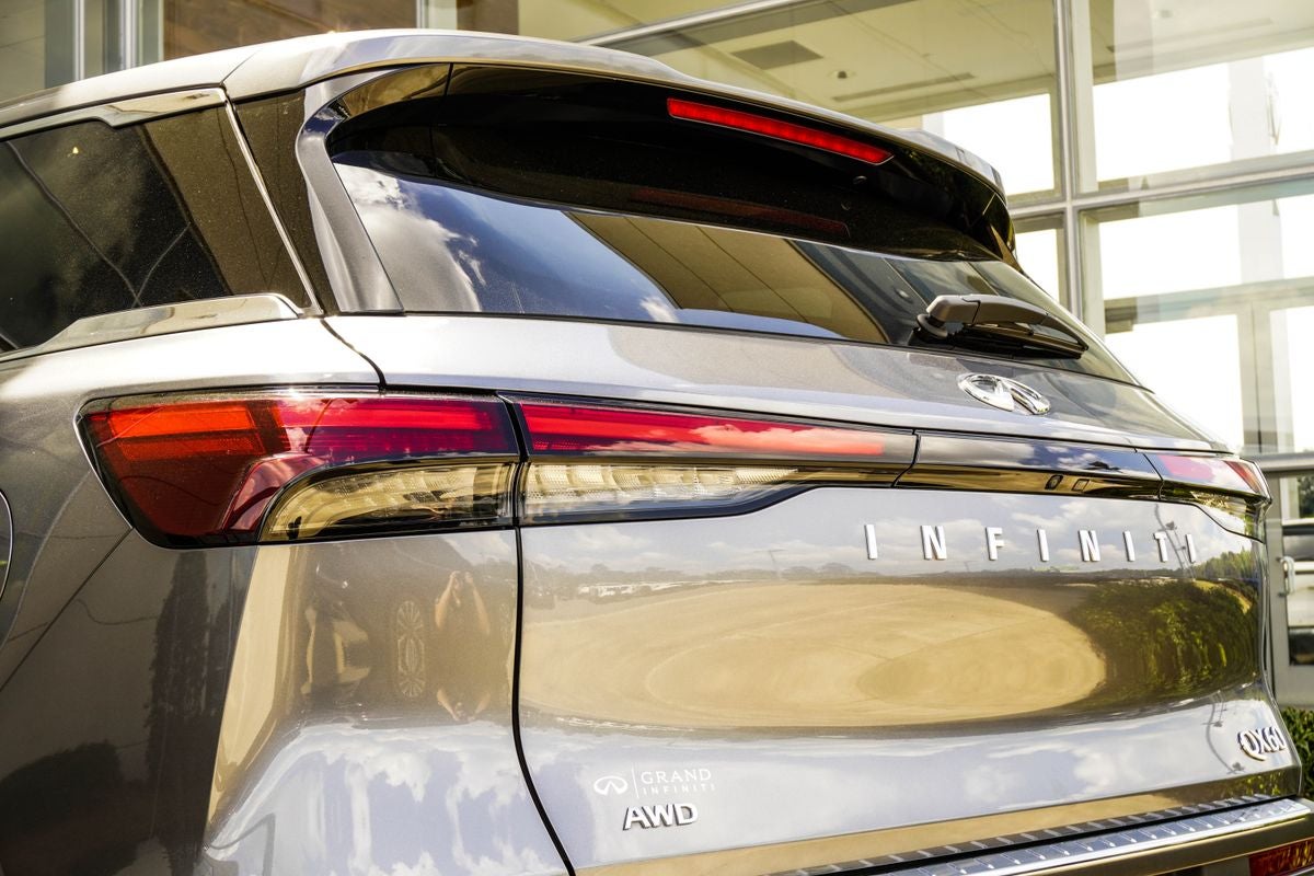 2025 INFINITI QX60 PURE