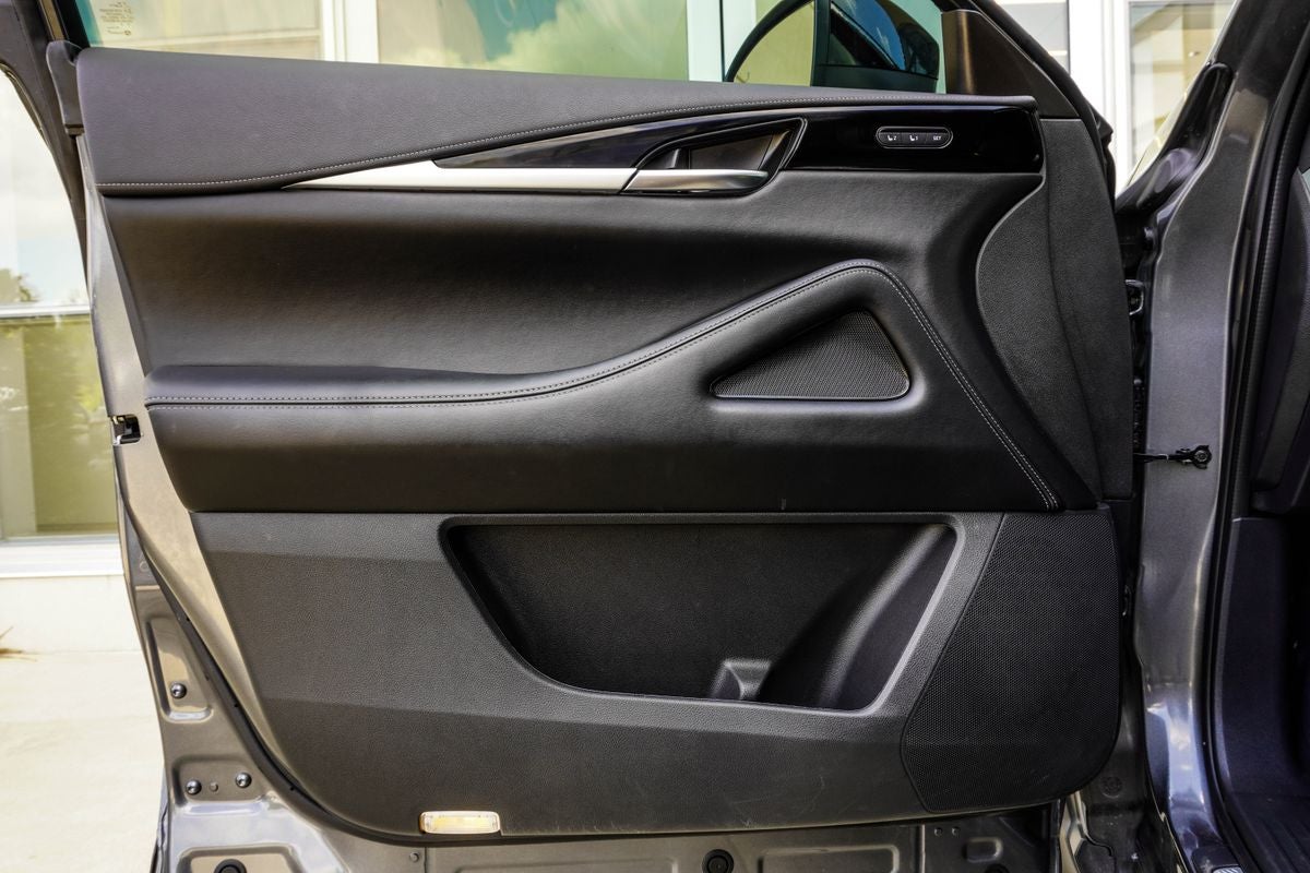 2025 INFINITI QX60 PURE