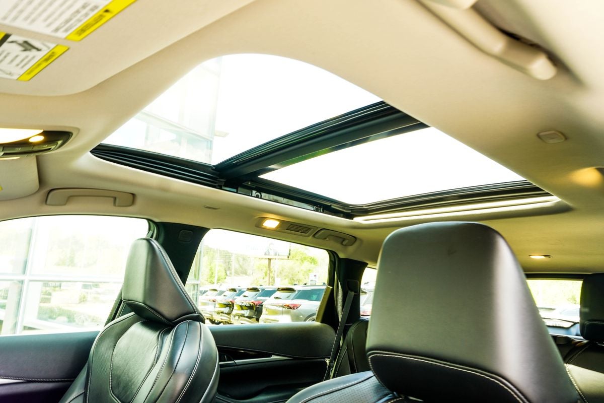 2025 INFINITI QX60 PURE