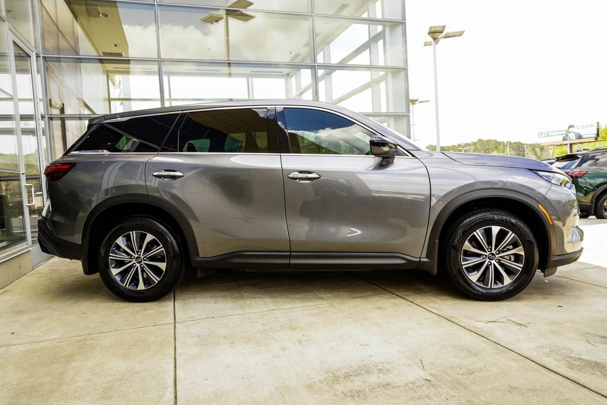 2025 INFINITI QX60 PURE