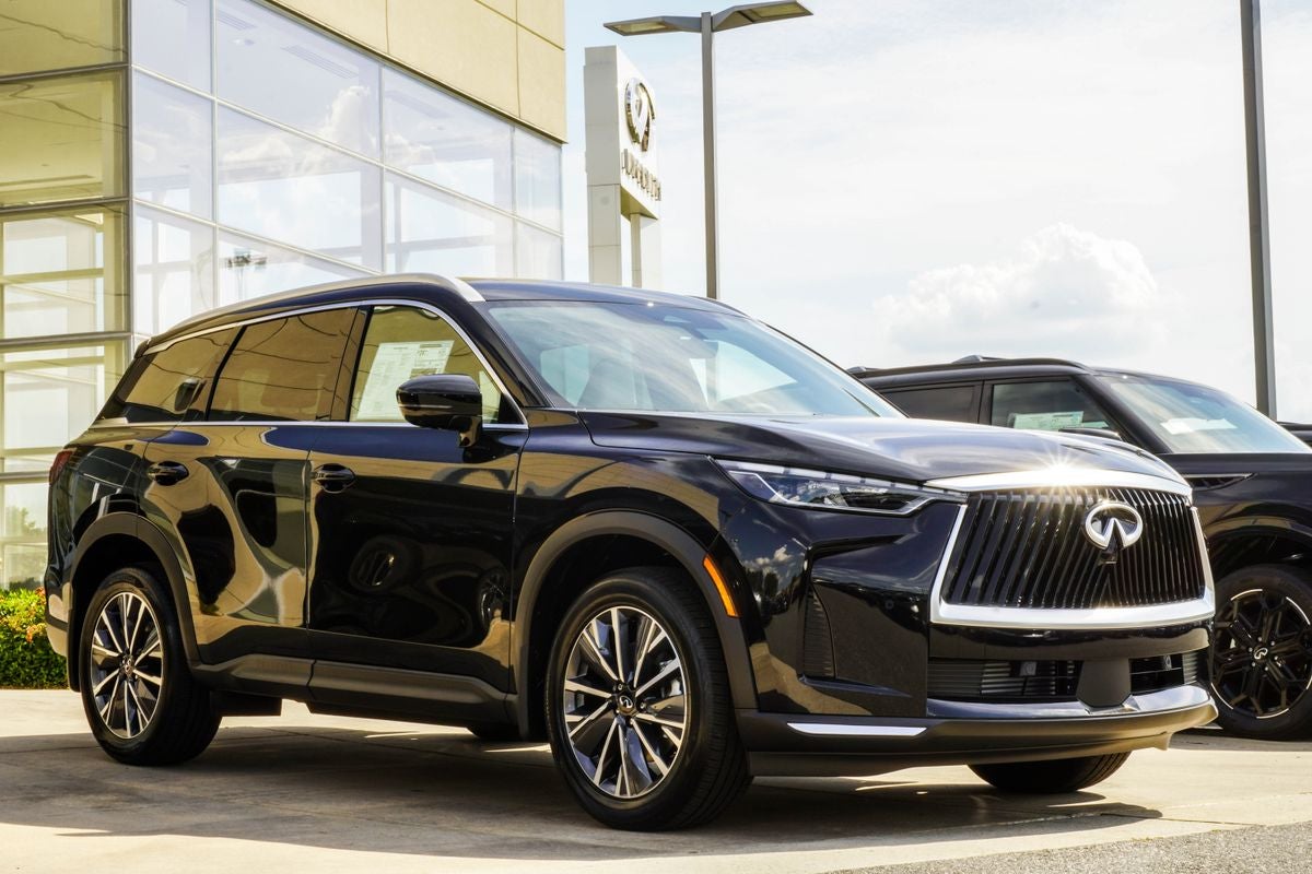 2027 INFINITI QX60 LUXE