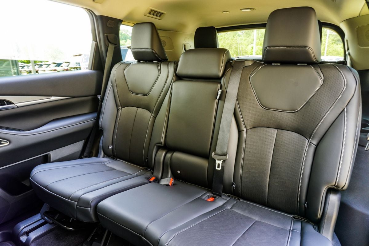 2027 INFINITI QX60 LUXE