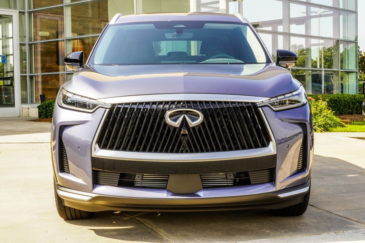 2027 INFINITI QX60 LUXE