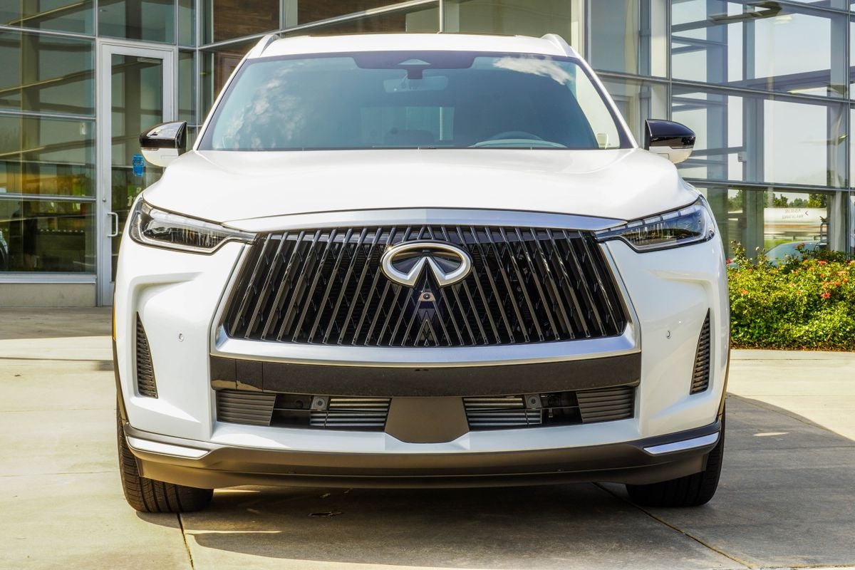 2027 INFINITI QX60 LUXE