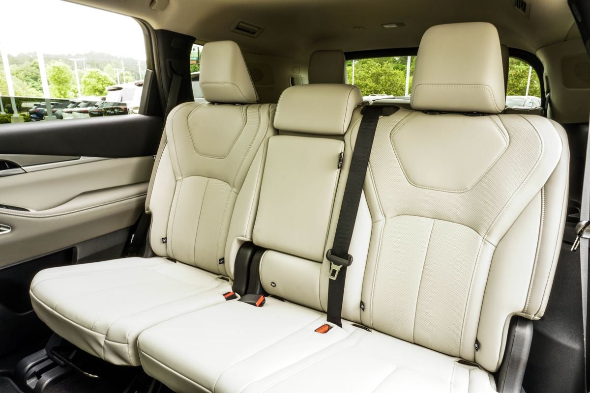 2027 INFINITI QX60 LUXE