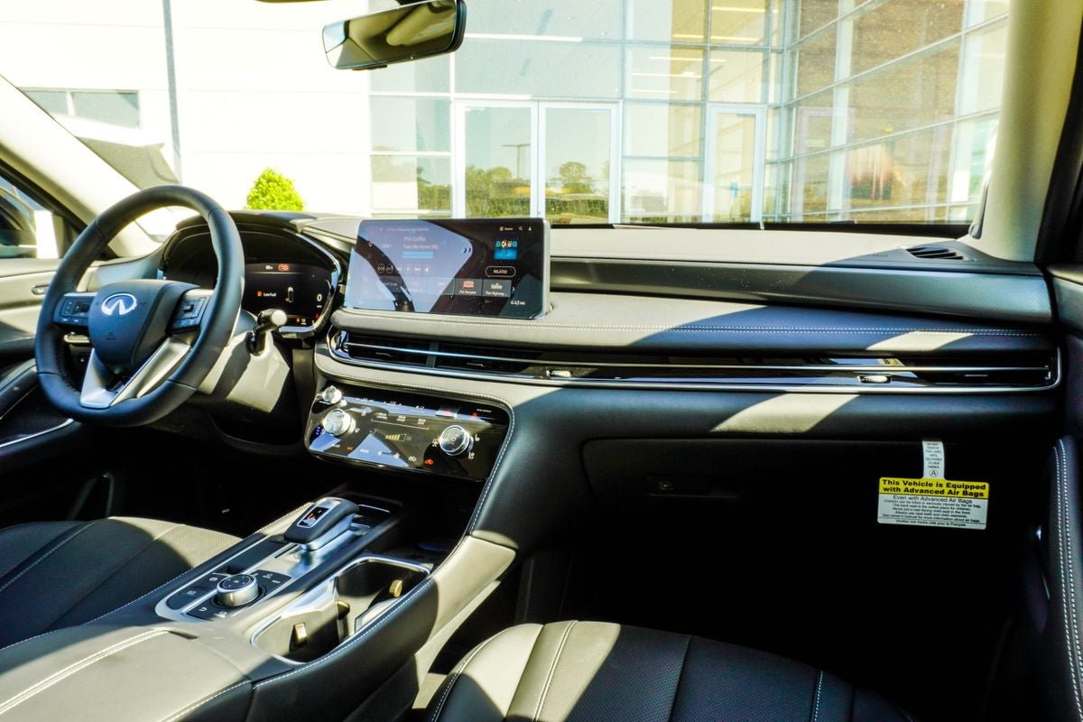 2027 INFINITI QX60 LUXE