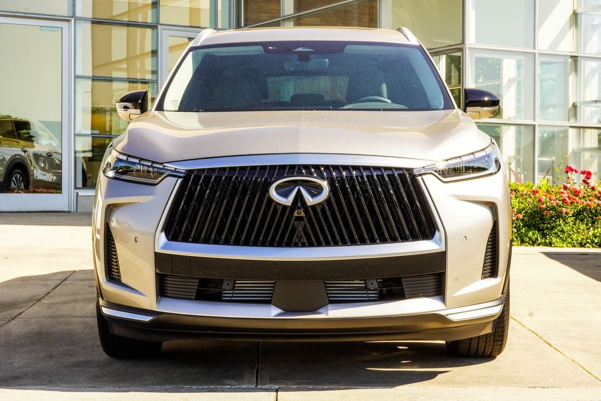 2027 INFINITI QX60 LUXE