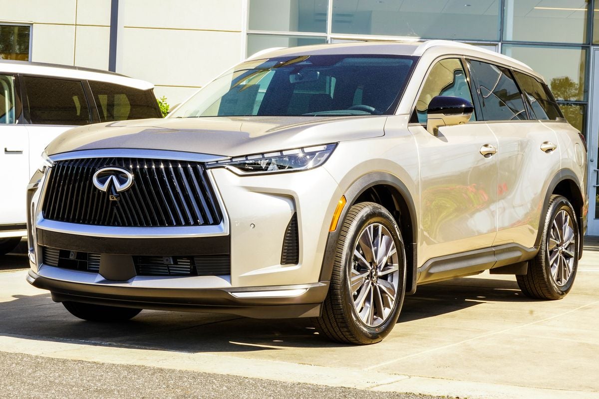2027 INFINITI QX60 LUXE