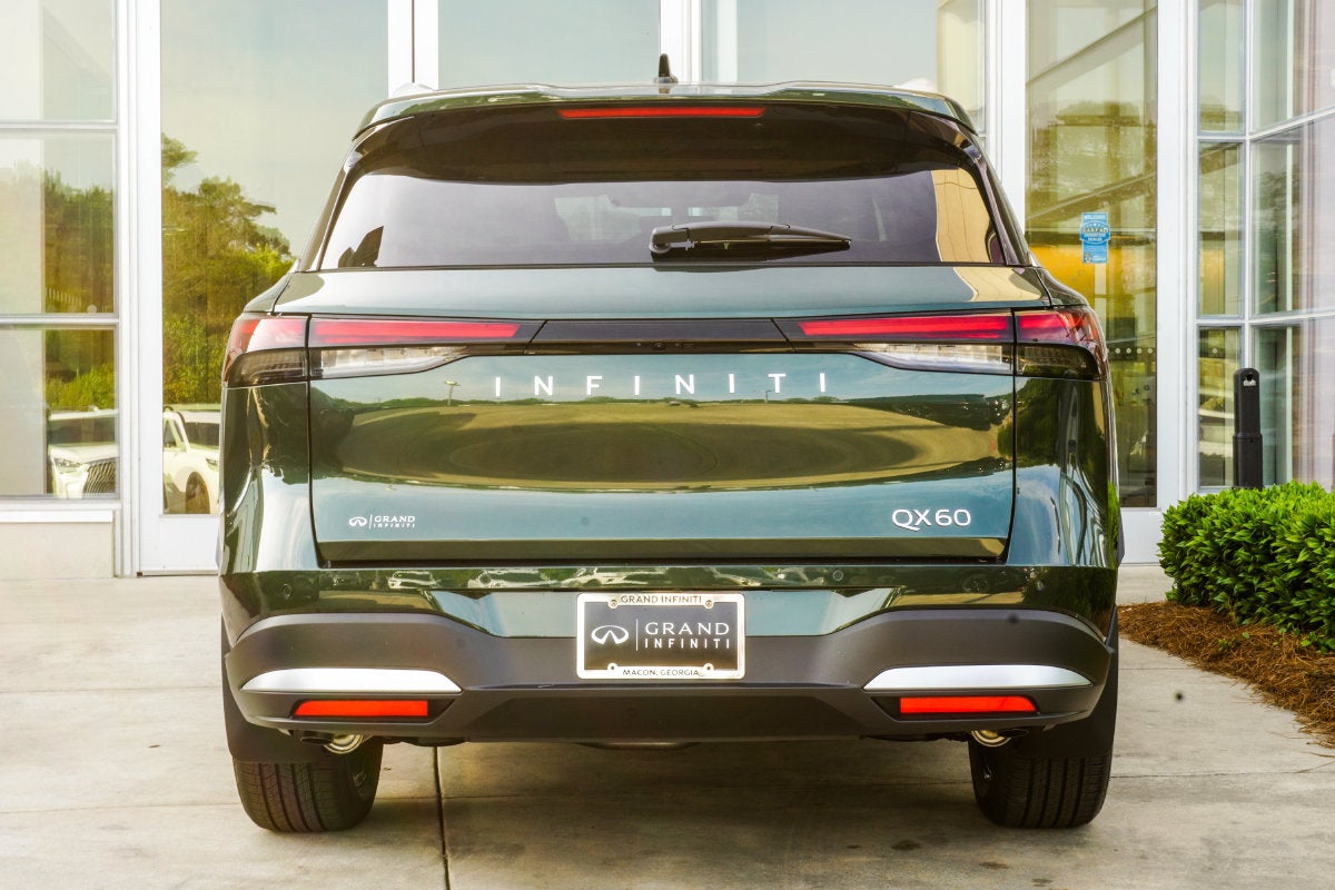 2027 INFINITI QX60 LUXE