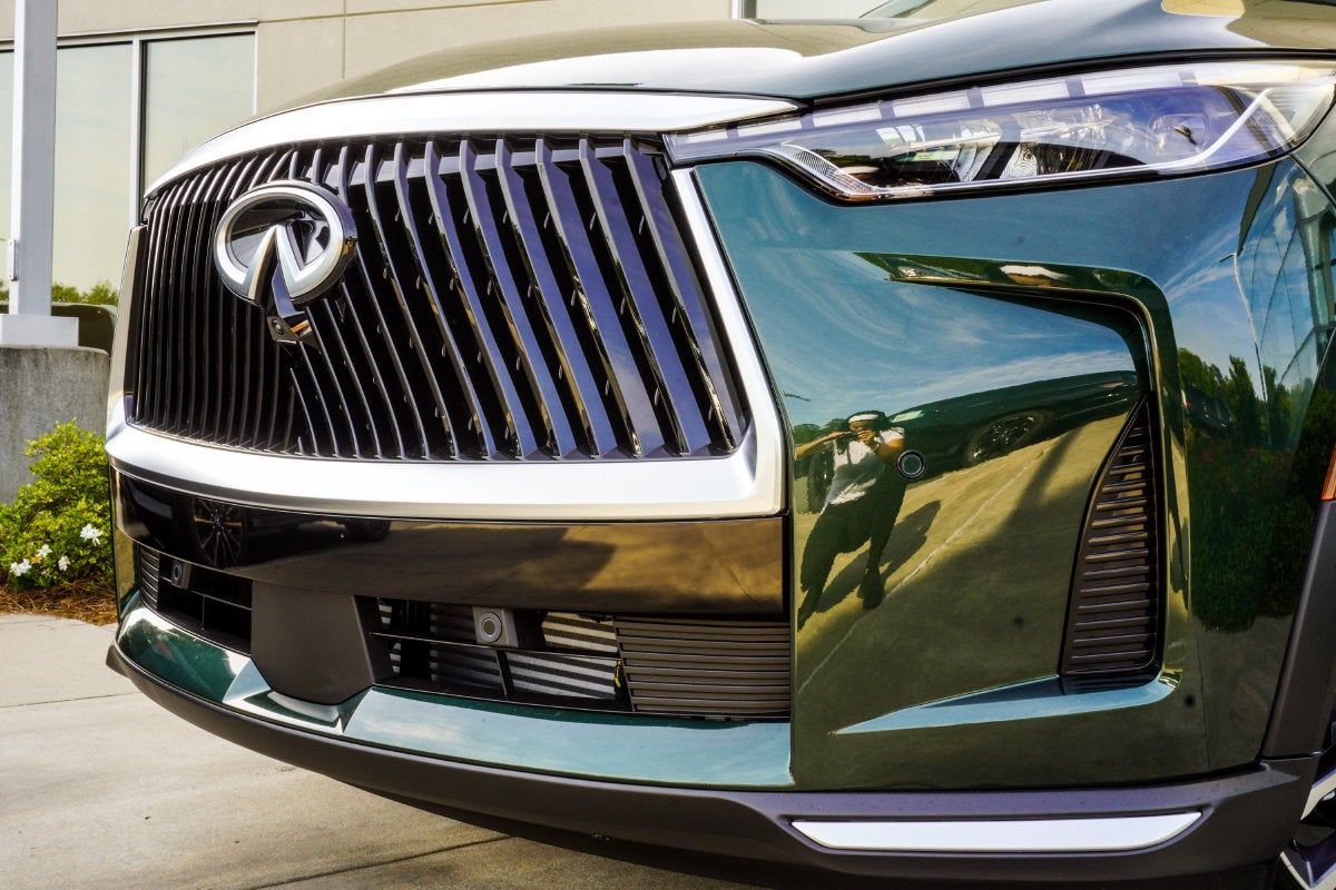 2027 INFINITI QX60 LUXE