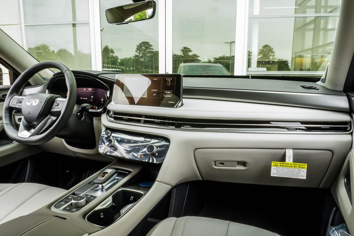 2027 INFINITI QX60 LUXE