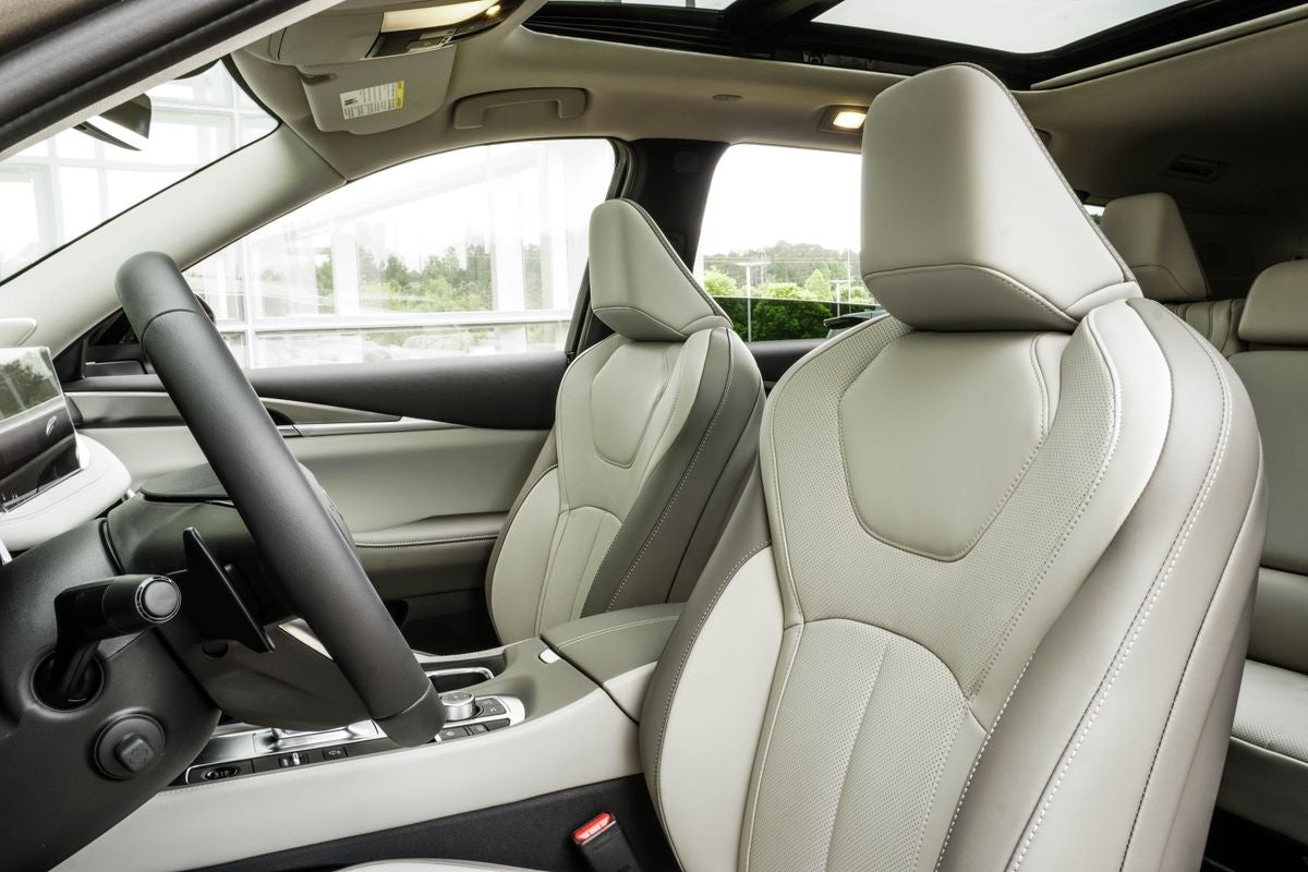 2027 INFINITI QX60 LUXE