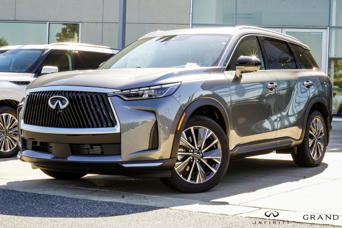 2027 INFINITI QX60 LUXE
