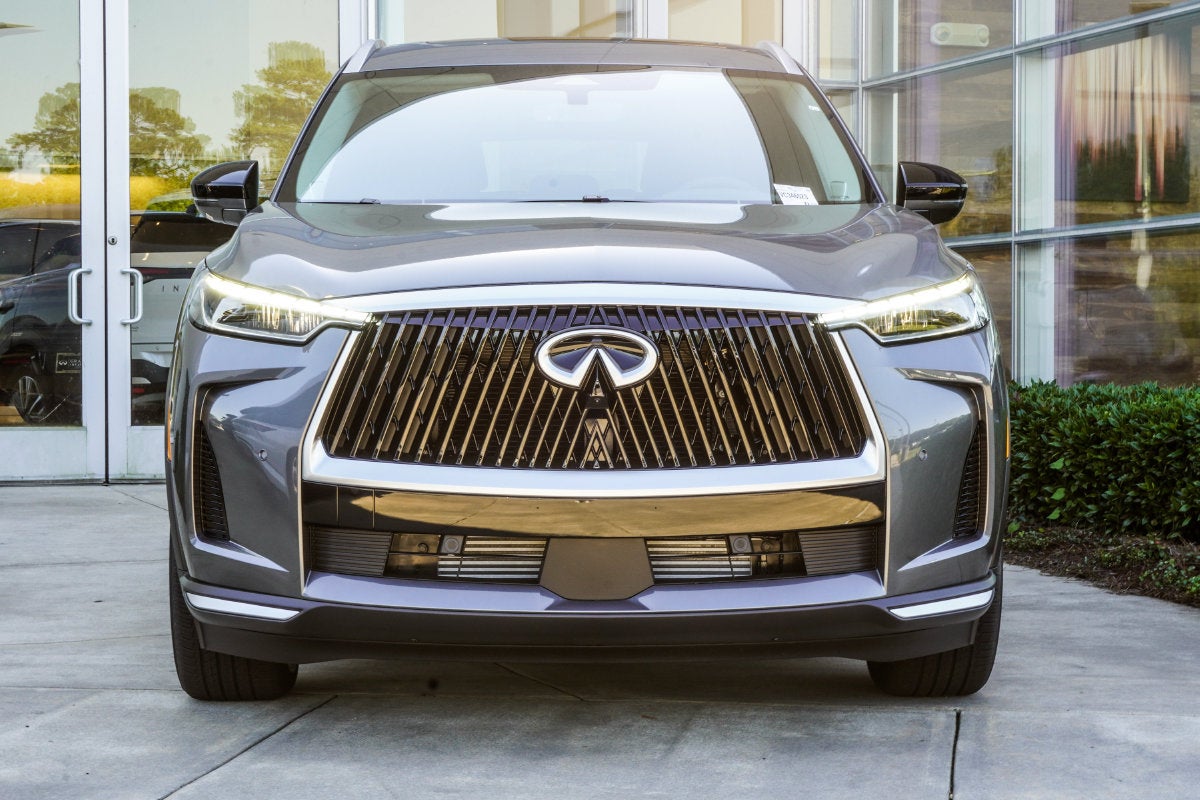 2027 INFINITI QX60 LUXE