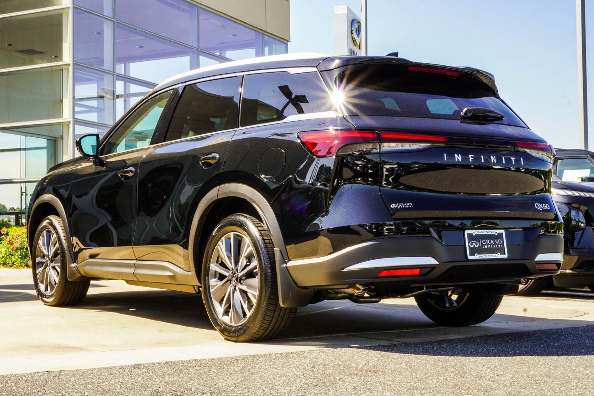 2027 INFINITI QX60 LUXE