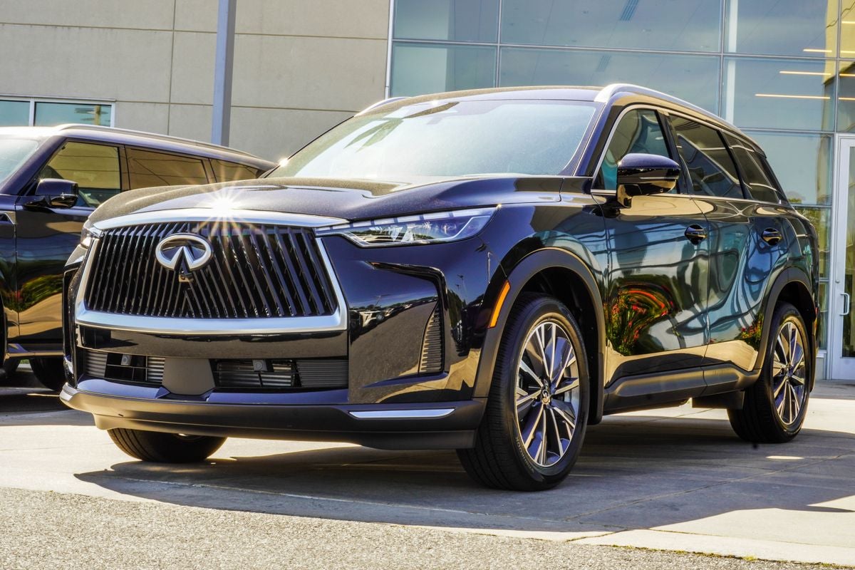 2027 INFINITI QX60 LUXE