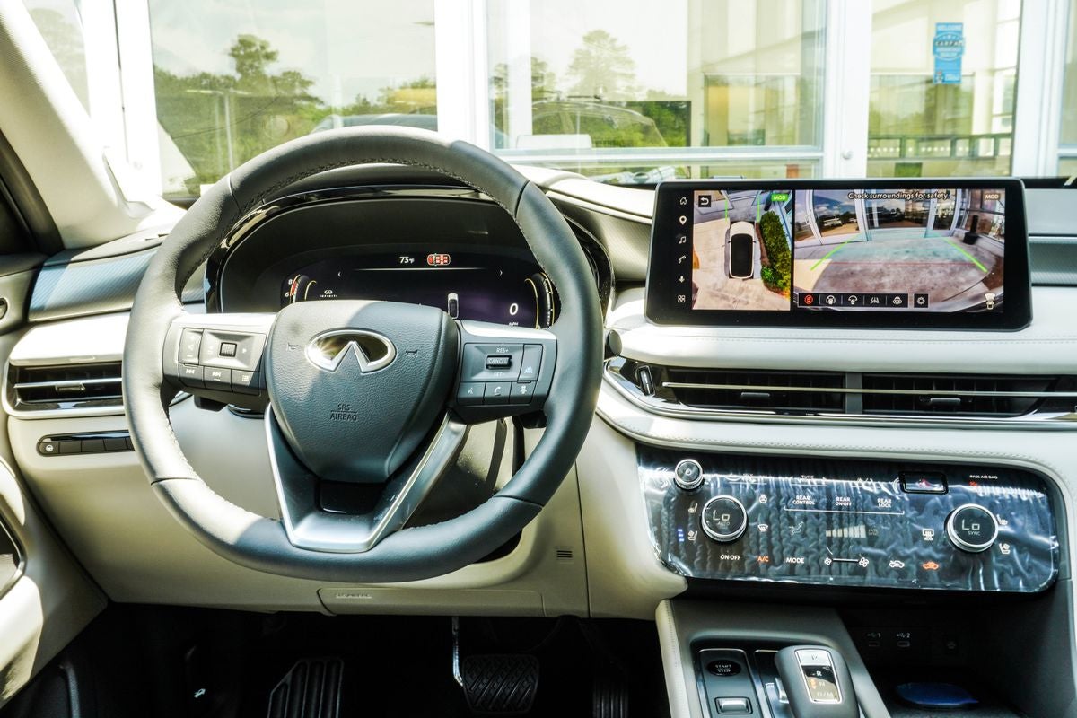 2027 INFINITI QX60 LUXE