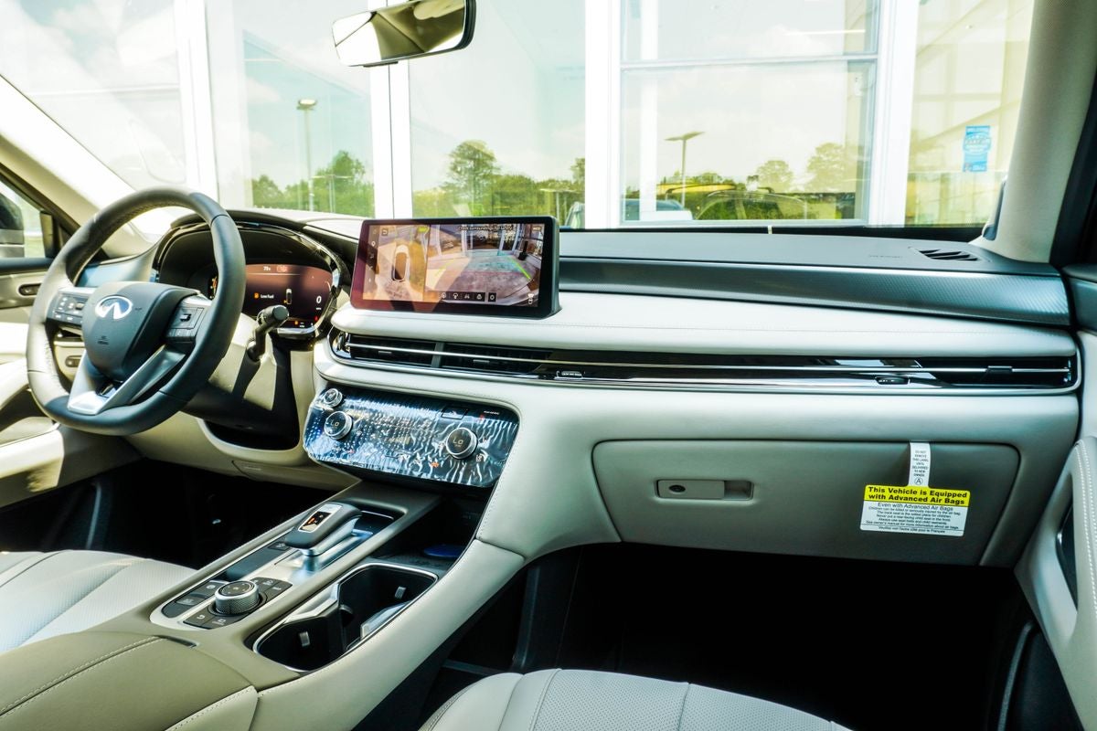 2027 INFINITI QX60 LUXE