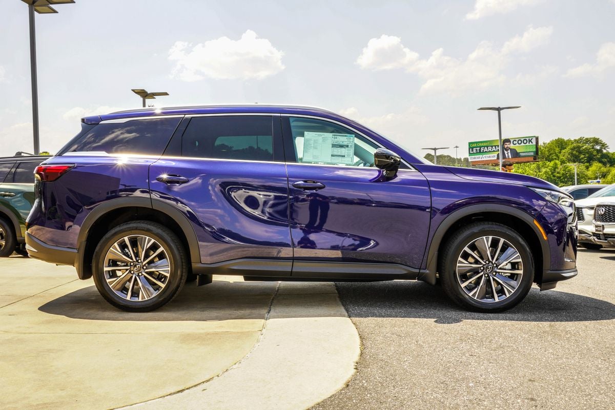 2027 INFINITI QX60 LUXE
