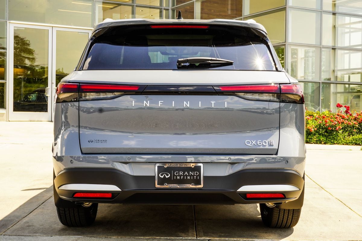2027 INFINITI QX60 LUXE