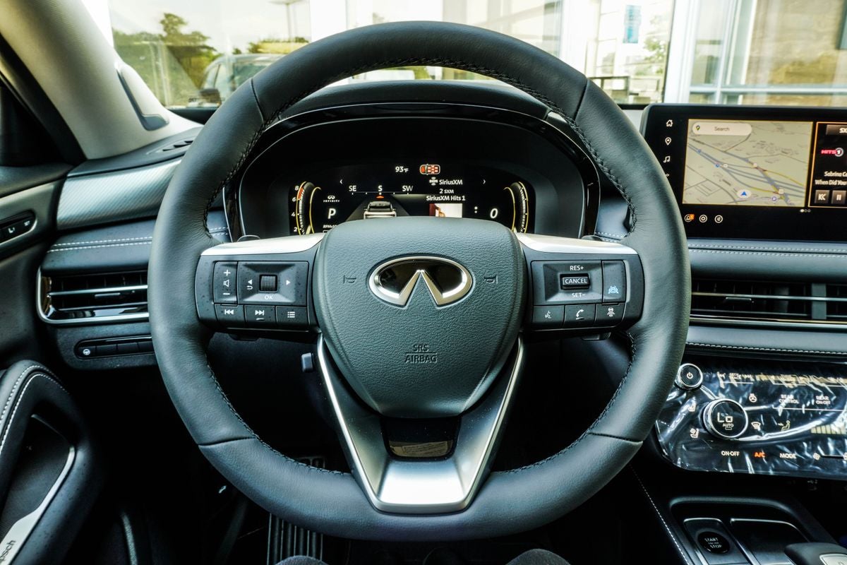 2027 INFINITI QX60 LUXE