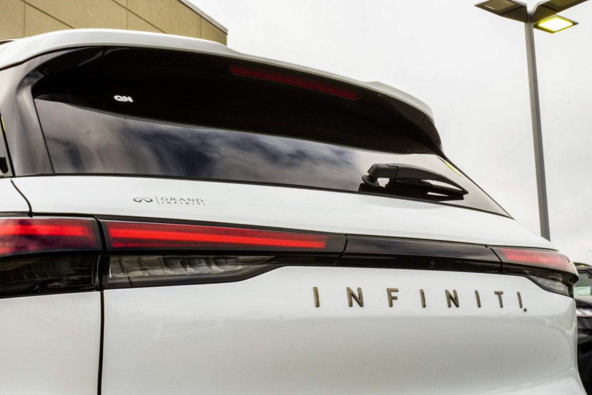 2027 INFINITI QX60 SPORT